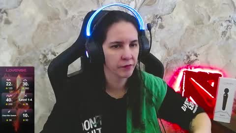 Irwi Tomboy online show from March 29, 9:20 am