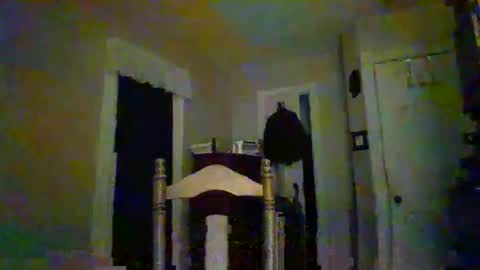 Snapshot of irwinsinger chatting on February 22, 5:51 am irwinsinger online show from February 22, 5:51 am