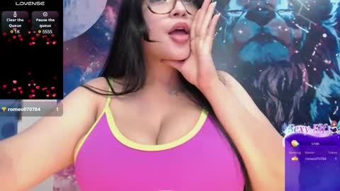 Snapshot of is_candy_west_ chatting on February 26, 9:58 pm Dani online show from February 26, 9:58 pm