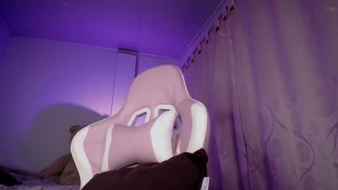 Isabella  online show from January 7, 10:51 am