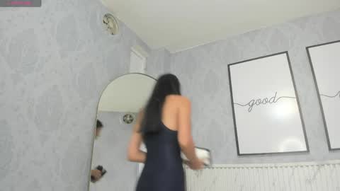    online show from April 7, 10:26 am