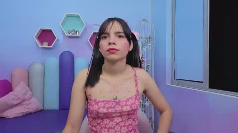 Isaa Skinny  online show from March 30, 3:51 am