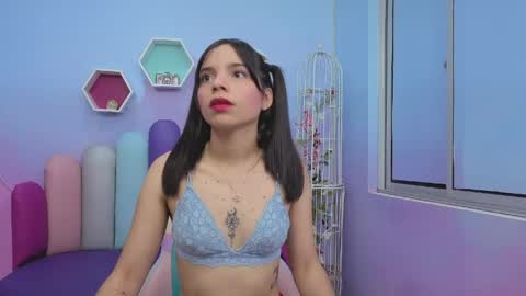 Isaa Skinny  online show from April 6, 4:46 am