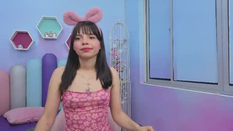 Isaa Skinny  online show from April 17, 3:31 am