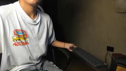 isaac_grimm online show from February 23, 3:04 am