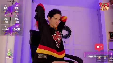 isaac online show from November 30, 9:52 pm