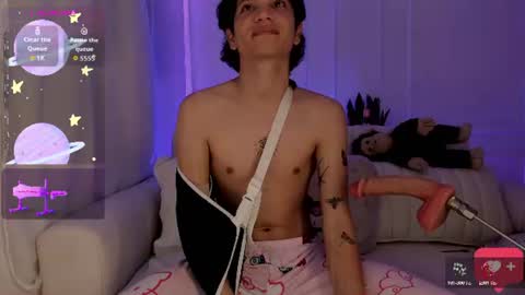 isaac online show from July 27, 9:55 pm