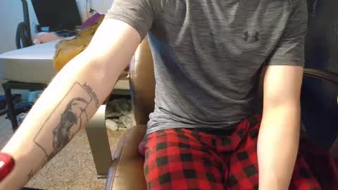 isaac online show from December 21, 2:04 pm