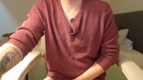 Snapshot of isaac_sheffield chatting on July 24, 7:50 am isaac online show from July 24, 7:50 am