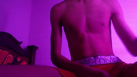 isaac online show from January 12, 7:11 am