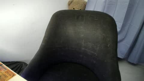 isaac online show from September 20, 8:04 am