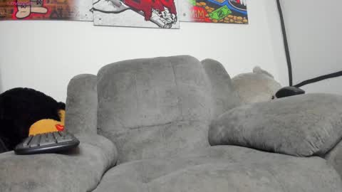 isaac online show from September 23, 7:00 am