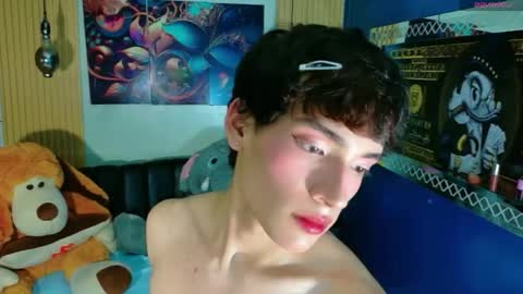 isaacnova online show from April 13, 8:36 pm