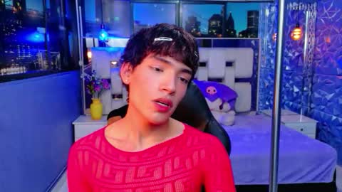 isaacnova online show from April 15, 9:05 am