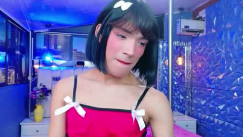 Snapshot of isaacnova chatting on June 9, 8:09 pm isaacnova online show from June 9, 8:09 pm