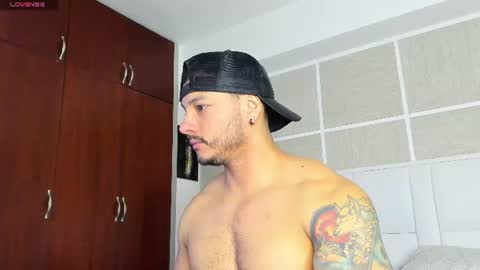 Isaac Surez online show from July 11, 12:41 pm