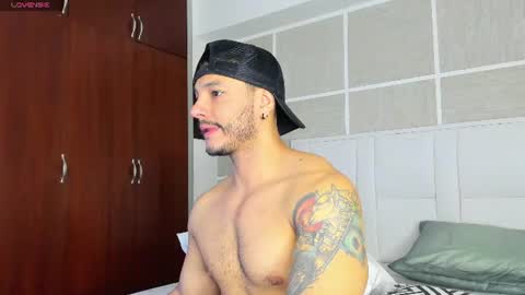 Isaac Surez online show from July 13, 12:52 pm