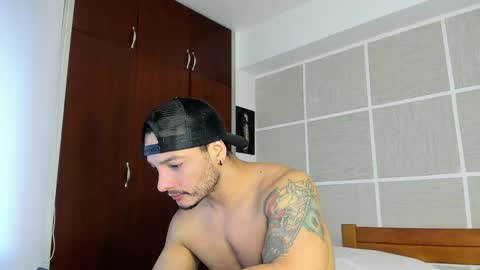Isaac Surez online show from May 14, 12:45 pm