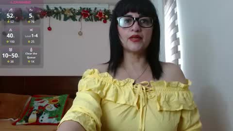 Isabeel Sofia online show from November 28, 4:42 pm