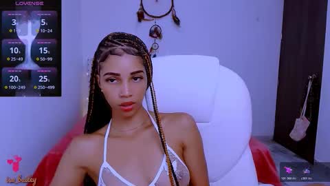 isabel online show from December 16, 9:09 pm