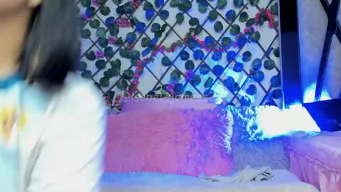 Isa online show from April 14, 11:22 pm