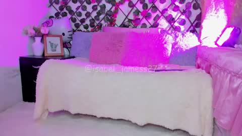 Isa online show from April 20, 9:38 pm