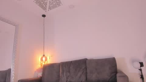 Isabela online show from October 16, 12:06 pm