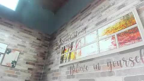 Isabela online show from June 25, 3:49 pm