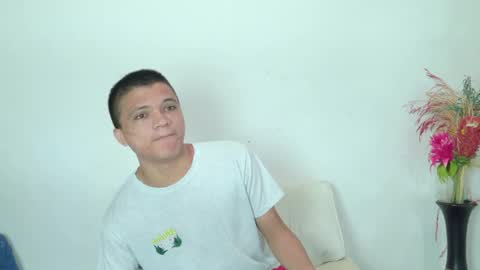 Isabella online show from April 22, 2:03 am