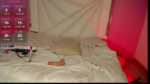 I S A B E L A ISA  online show from September 26, 6:12 pm