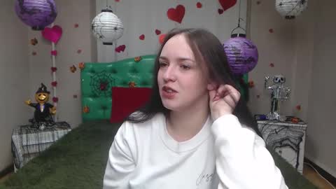 Snapshot of isabelblackberry chatting on November 2, 6:05 am IsabelBlackberry online show from November 2, 6:05 am