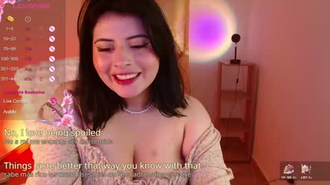 Snapshot of isabella_669 chatting on January 14, 7:27 am isabella online show from January 14, 7:27 am