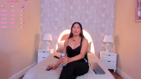 isabella__milf online show from March 28, 7:13 pm