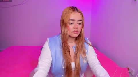 Isabella Arias online show from January 7, 4:29 am