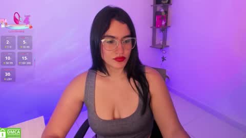 Snapshot of isabella_aristi03 chatting on October 23, 2:55 am isabella_aristi03 online show from October 23, 2:55 am