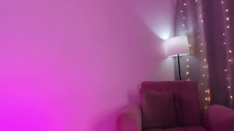 ISABELLA online show from April 9, 1:27 am