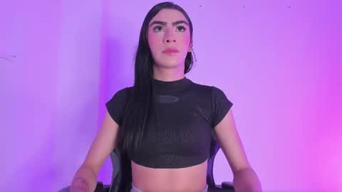 Isabella Moon9 online show from June 20, 11:46 am