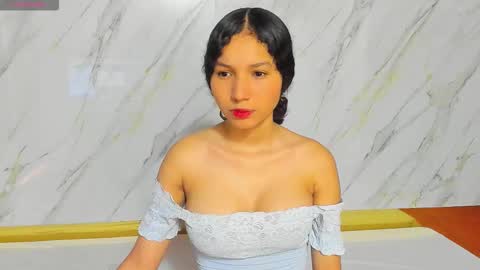 isabella_motero online show from October 21, 12:50 pm