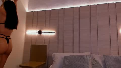 isa  online show from October 7, 9:01 pm