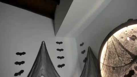 isabella_rosssi1 online show from October 26, 4:51 am