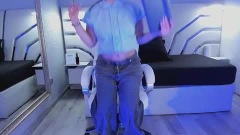 Snapshot of isabella_santamaria chatting on November 23, 3:06 am Isa online show from November 23, 3:06 am