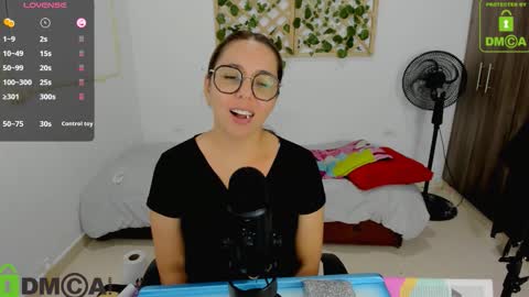 Isabella online show from November 19, 10:10 pm