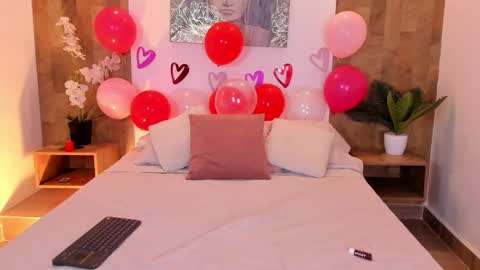 isabella_winkler online show from February 16, 1:51 pm