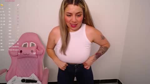 isabella_wish1 online show from March 4, 2:17 am