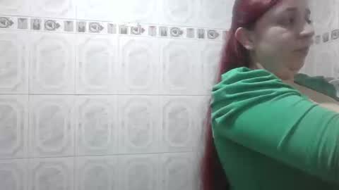 isabellaa_hills_ online show from September 27, 10:26 pm