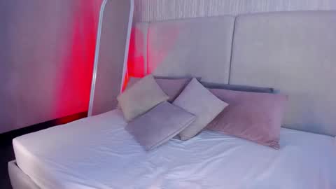 isabellaa_palacios online show from February 3, 3:50 pm