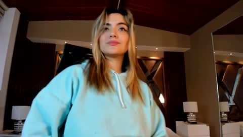 Snapshot of isabellaajoness chatting on February 21, 11:33 am Isabella Everyday From 0530 to 1430 Col Time online show from February 21, 11:33 am