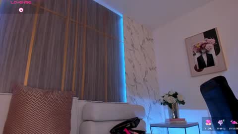 Isabella online show from July 6, 12:29 am