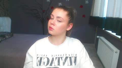 isabellabler online show from March 29, 11:43 am