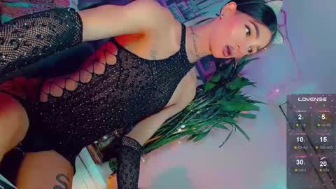 isabellagirs online show from March 28, 6:02 am